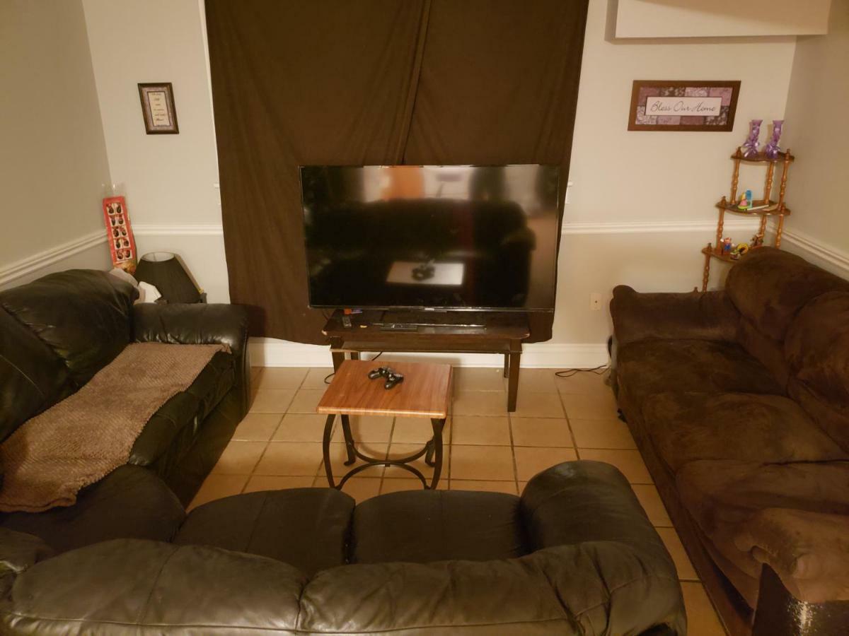 Private Room In Downtown هاليفاكس المظهر الخارجي الصورة